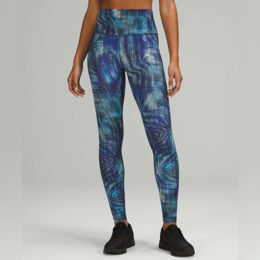 BNWT Lululemon Wunder Train High-Rise Tight 28" *Foil - Picture 4 of 7